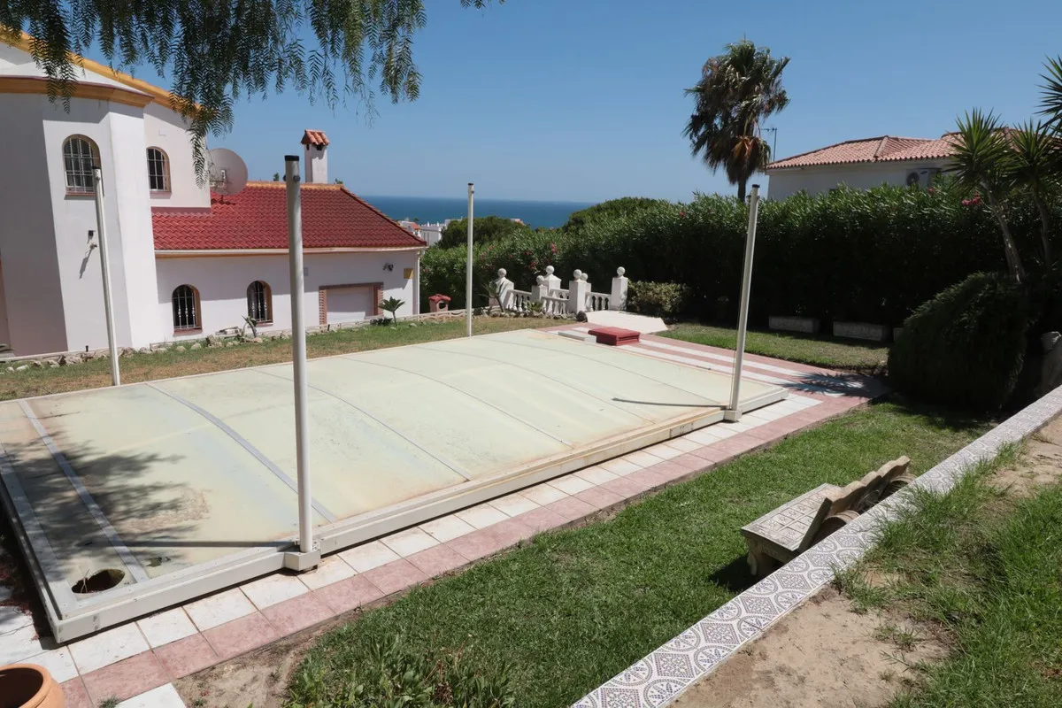 58ce9ece-4e9b-40af-8eec-1c78b4b34cd0