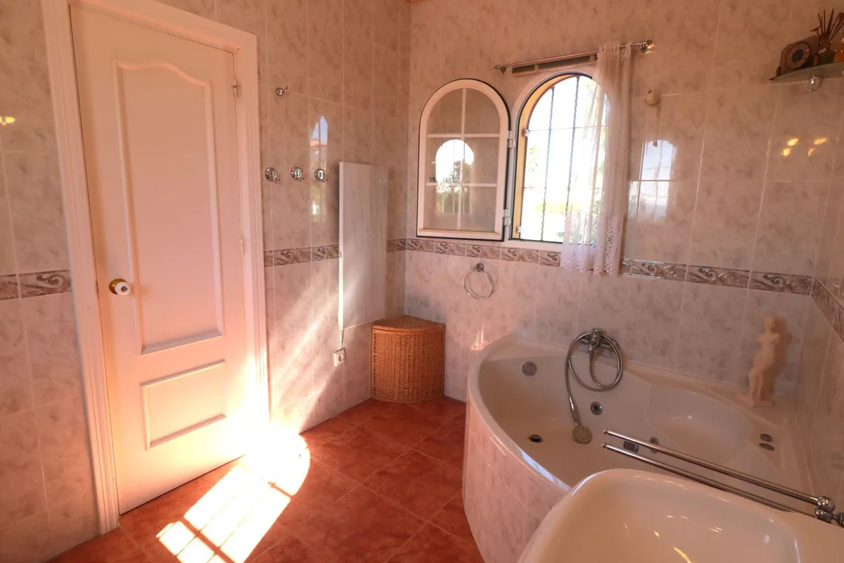 cc920bc3-23d3-4118-9b6c-3cb333ed6fb0