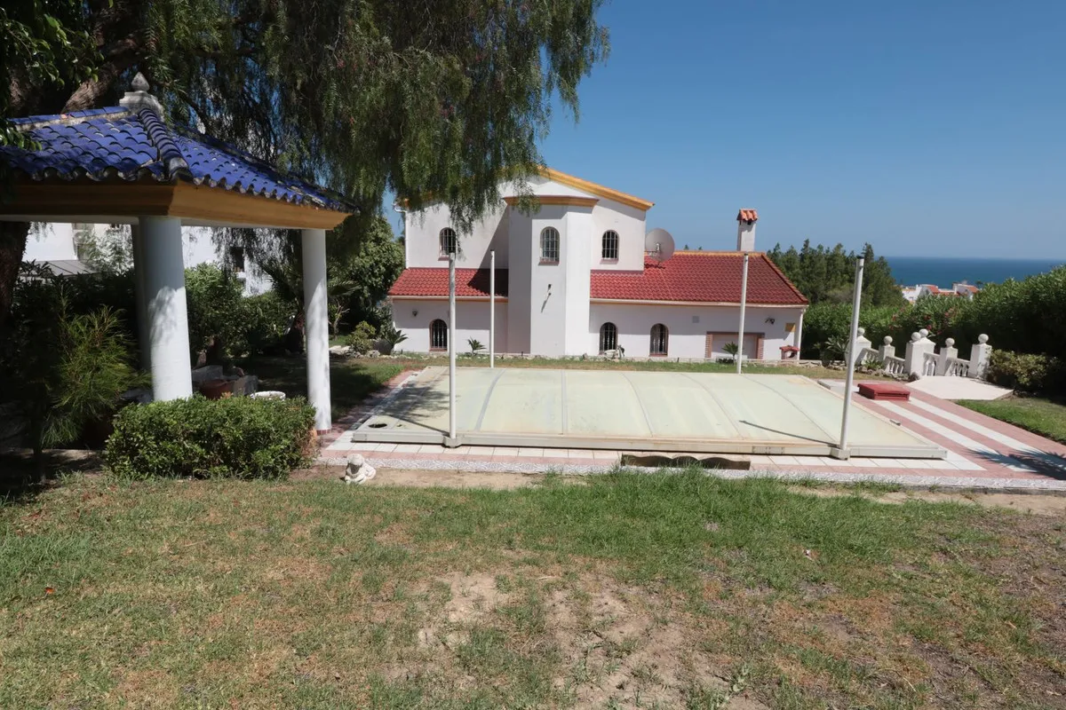 f628be7e-8742-45b0-ae72-fd751a6d7ceb