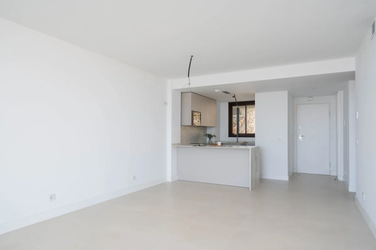 7091b041-e1f2-42d0-8372-030aa6fa32a2