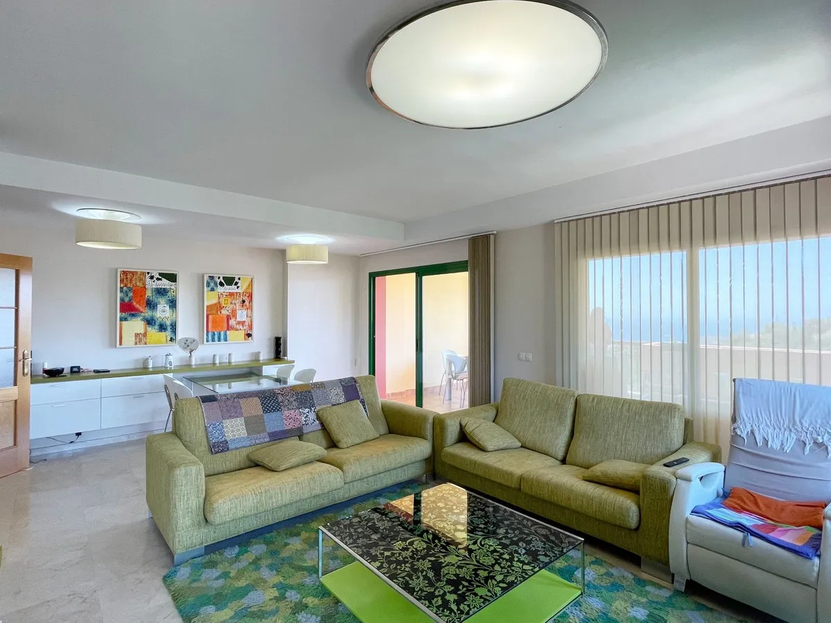 7f5dd56a-3f10-4584-87d3-e80bb01aeccc