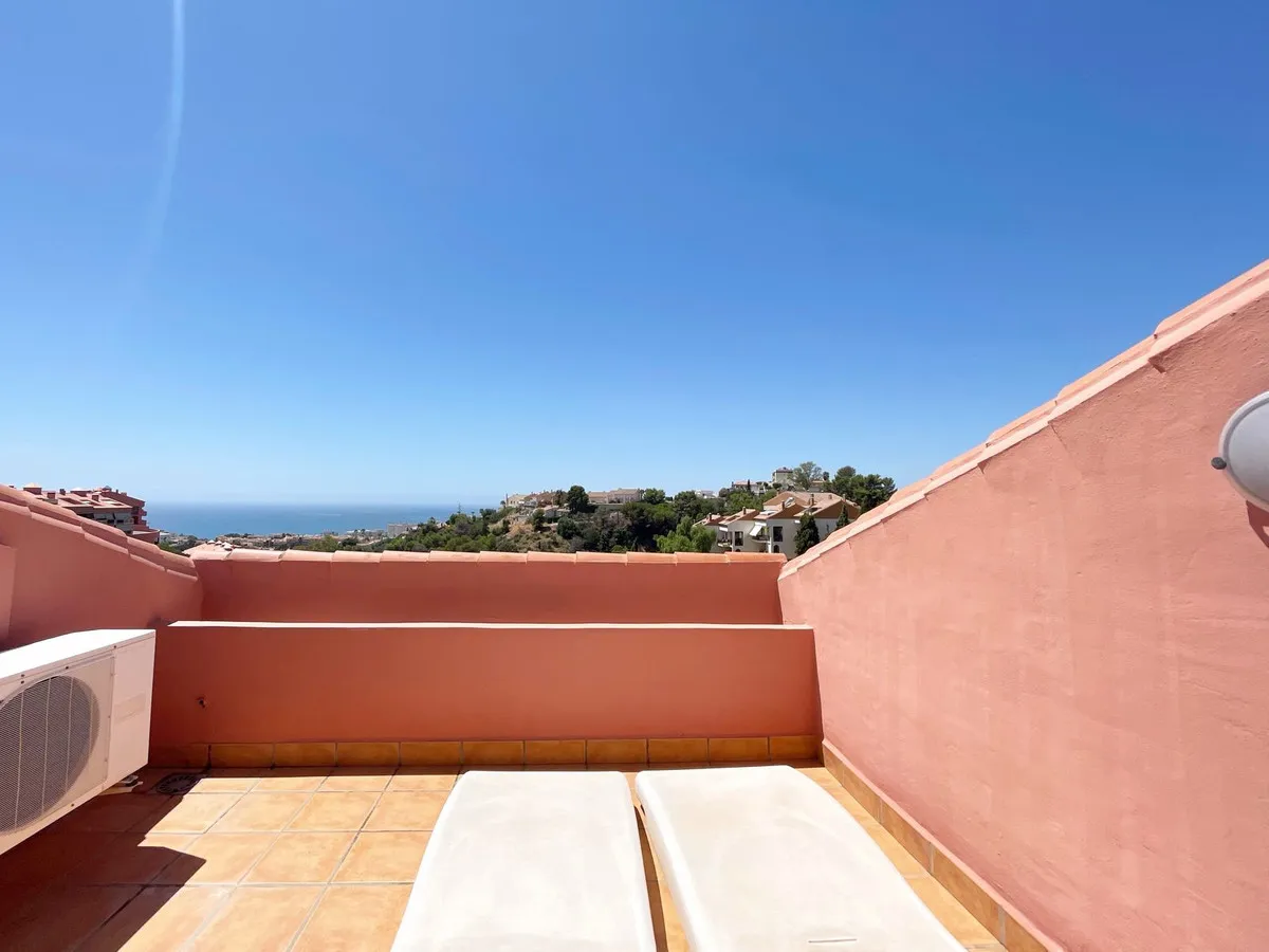 8b519b16-85e0-4ff0-952c-3f2d17f10932