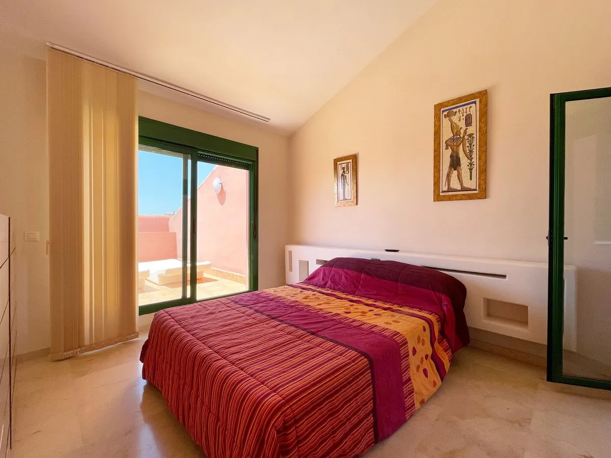 b17e2041-b74d-494c-8c5f-20559d2660cd