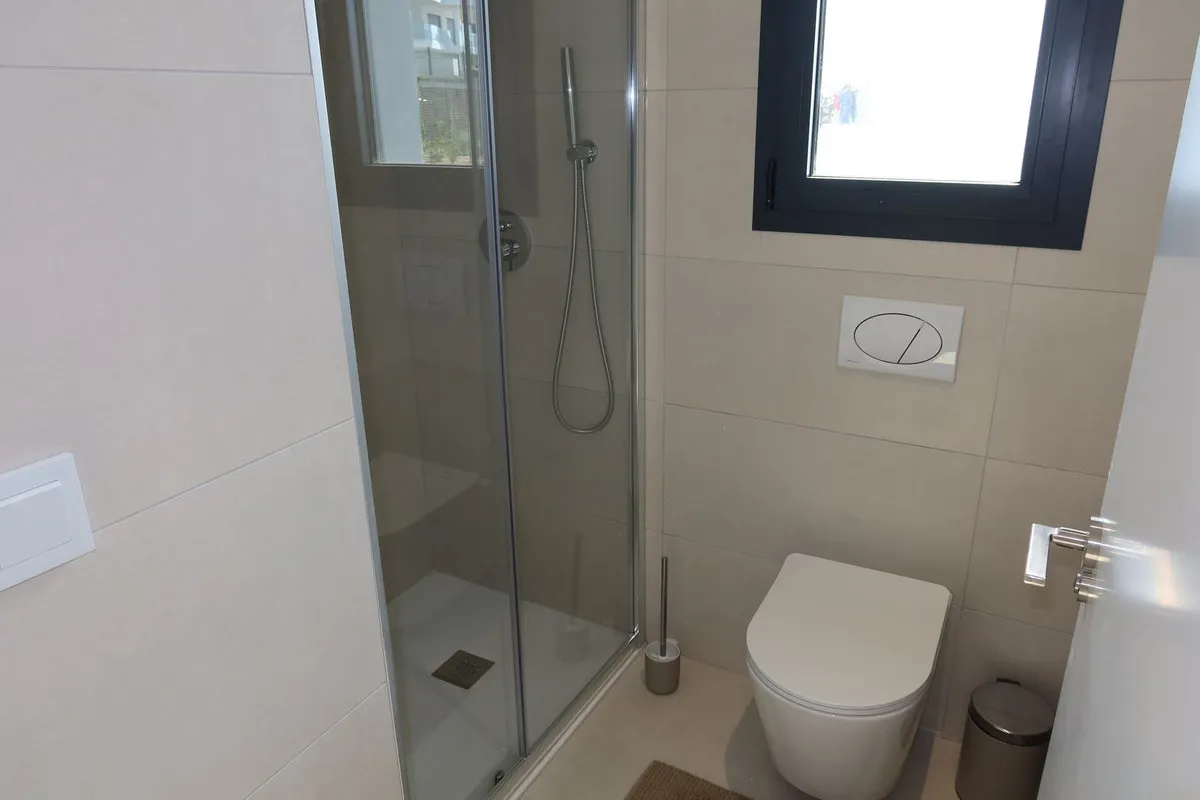 45f63301-db7c-4dde-9874-0ec094860060