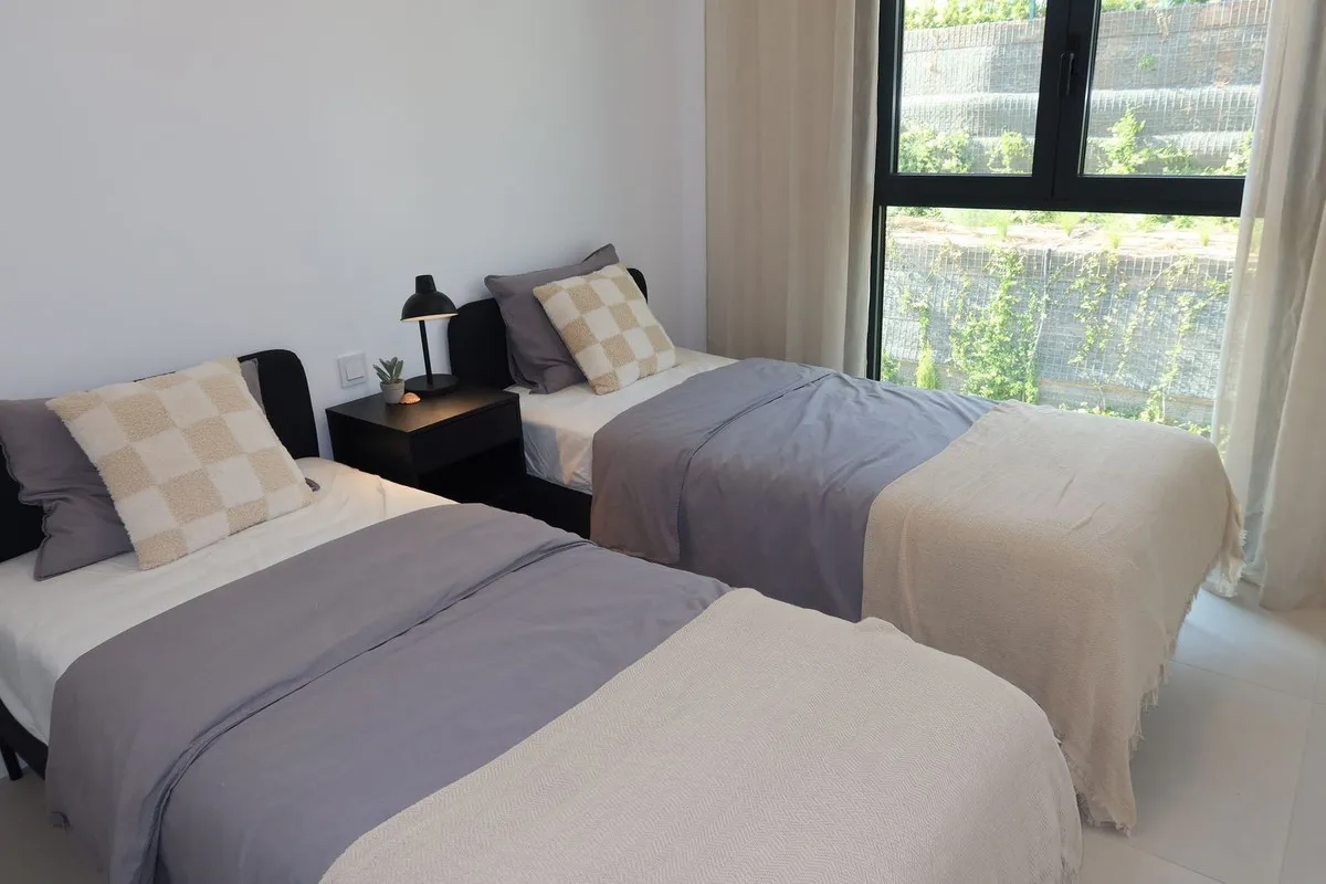 53c44698-8141-4b71-ac83-ea6ed53d1c3e