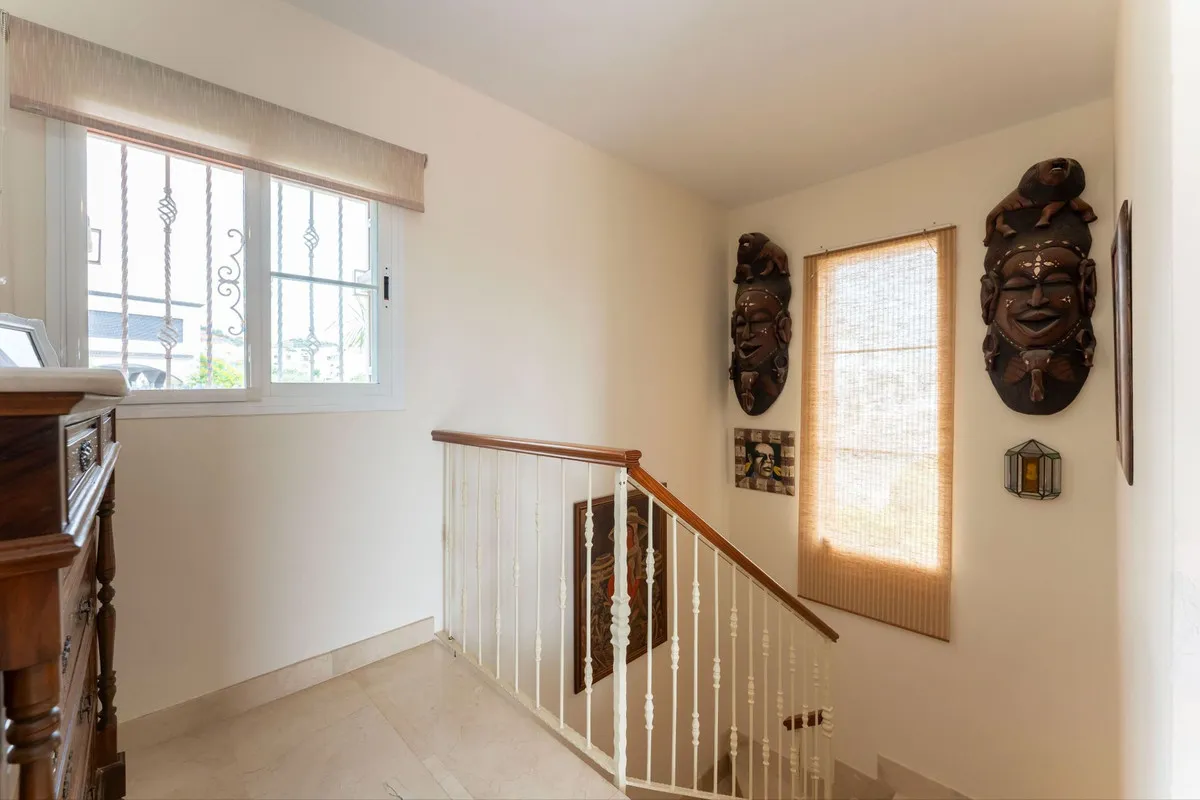 277ba410-c8e4-427e-8f78-7848218fb930