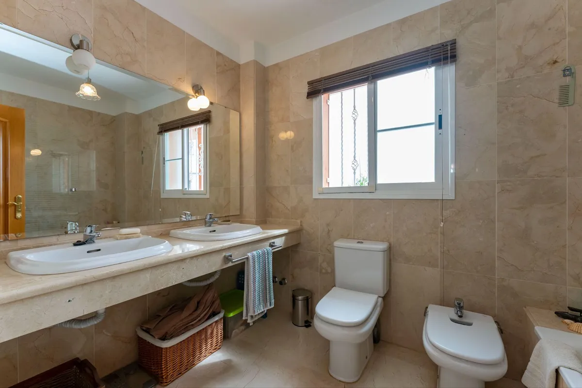 6845d221-8250-4fa1-84b0-92da76749b17