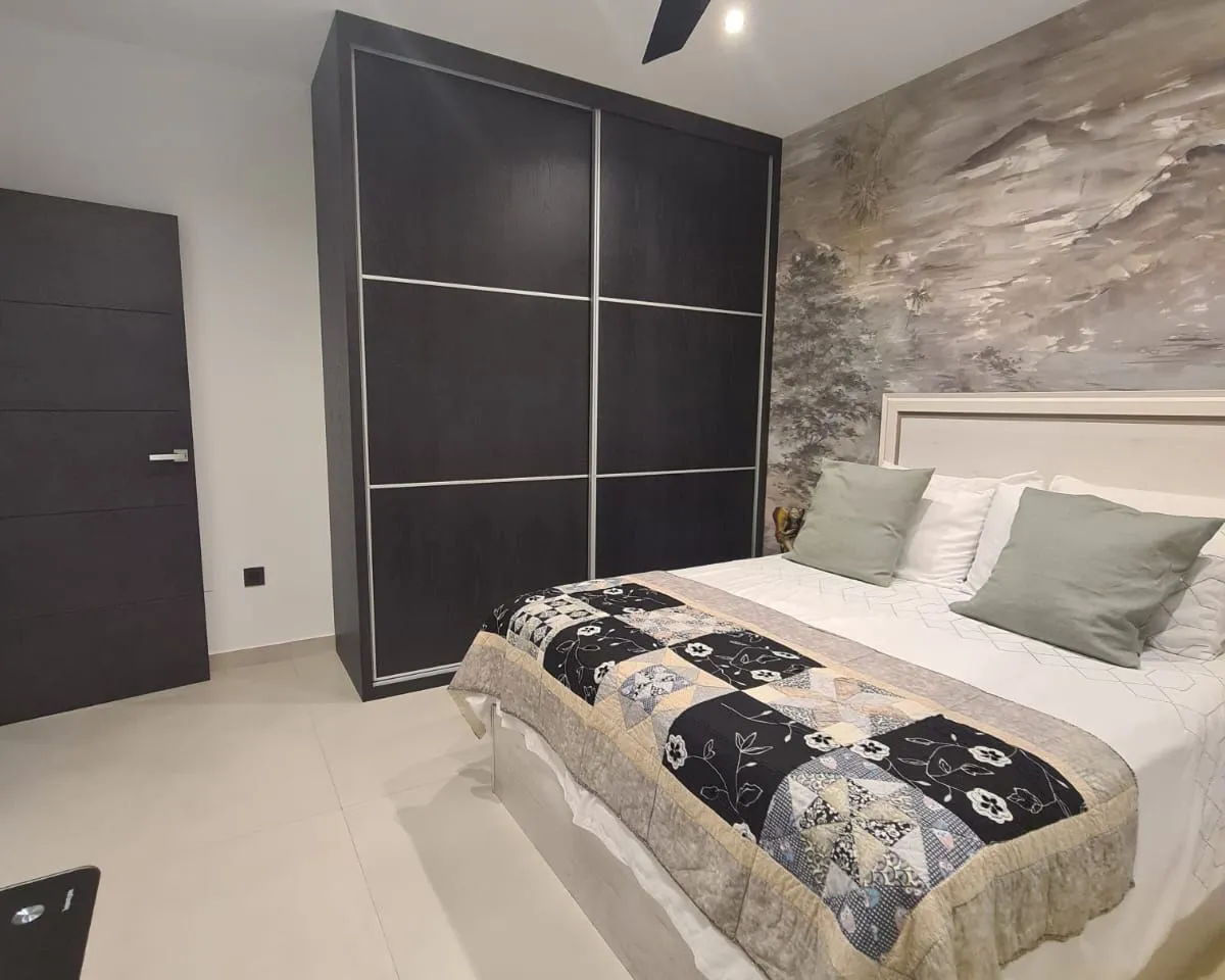 c950432b-2666-451f-b8c5-fd2adc84fedc