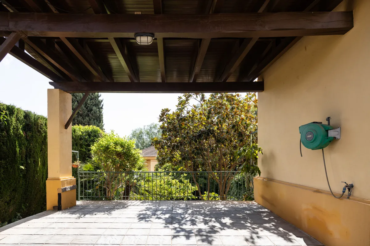 2f16c771-e67b-48ad-a117-612b440f7b46