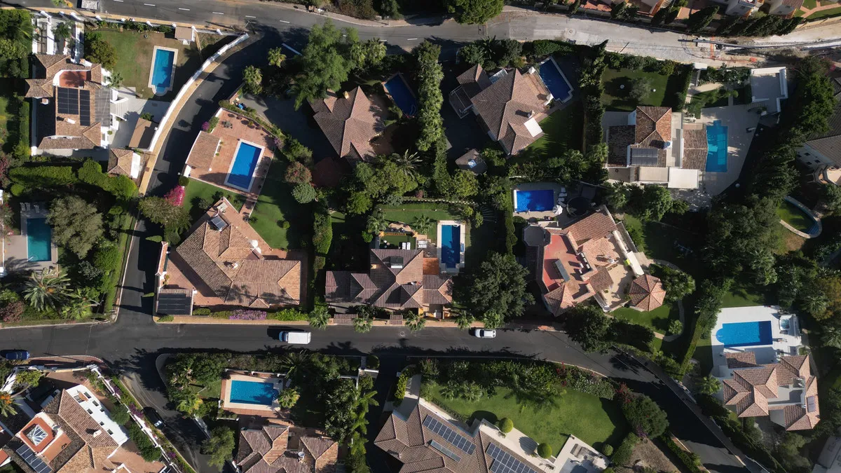 80812c4f-1750-4d90-a45a-e105b5c2fda6