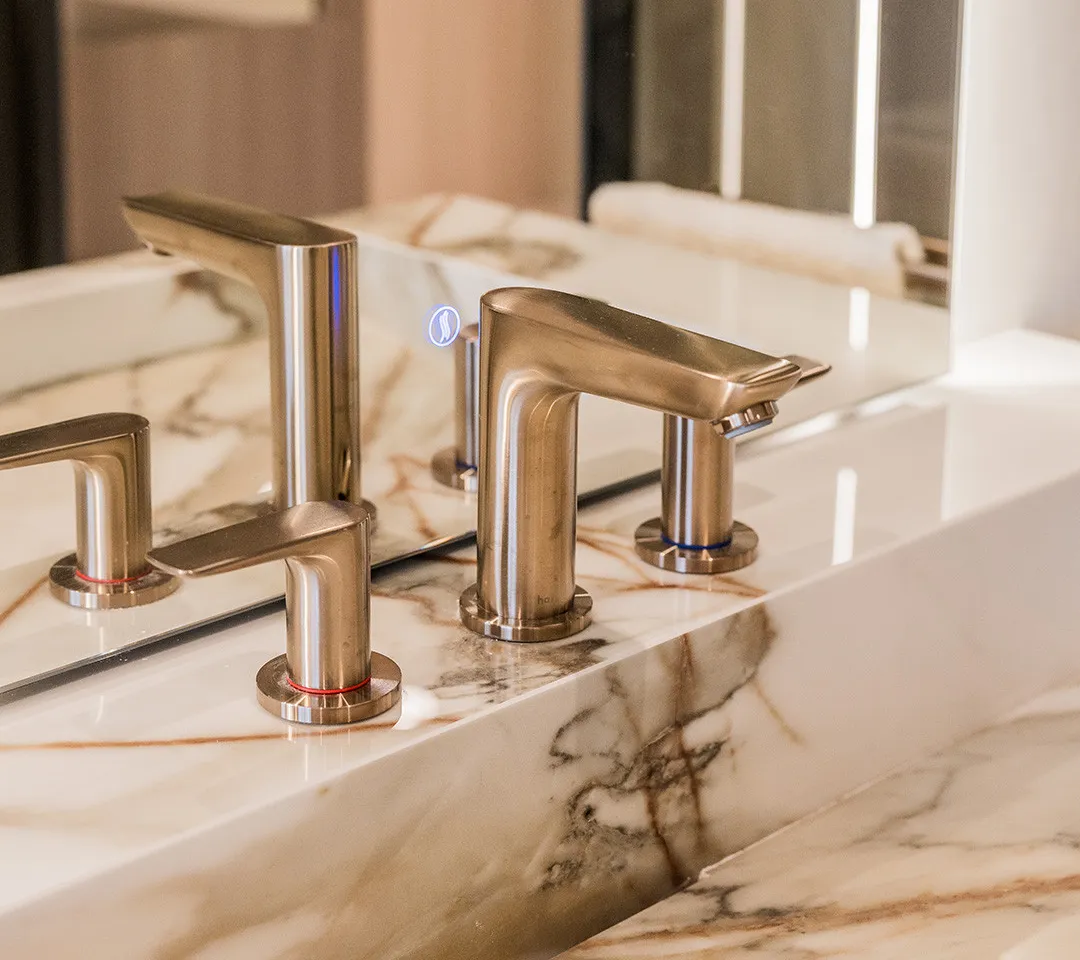 4eb9e2de-dd01-498d-9027-83713a663438