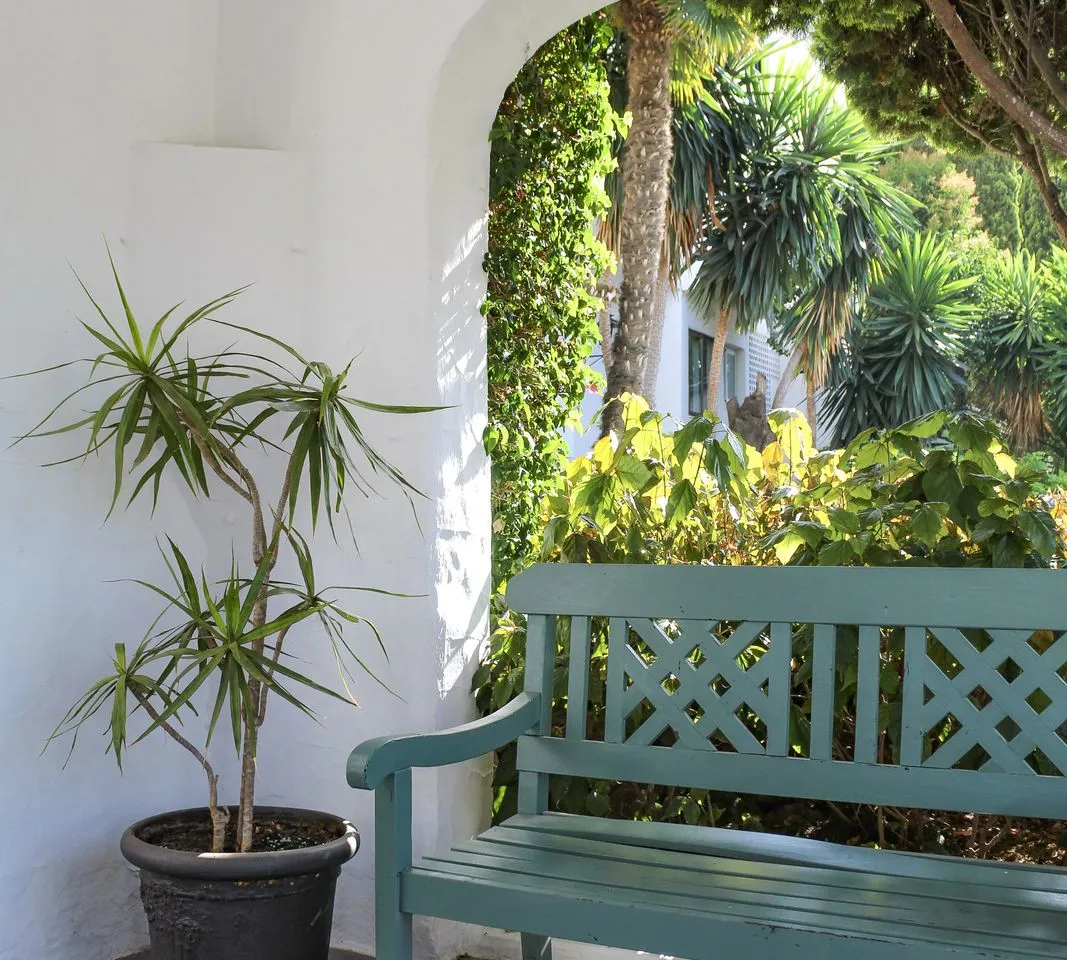 47caa6ec-63a6-4c94-8a00-3aab57fd5ff6