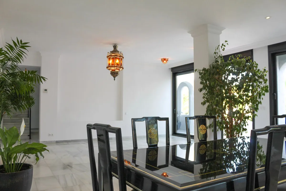 ae5673fd-51d6-406e-b9bb-a693442cba57