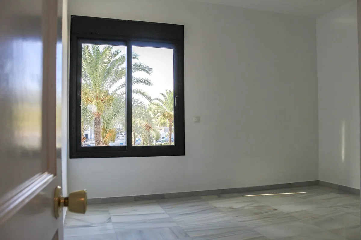 e413333a-d98d-4a4c-ae33-b3da3aec5d8b