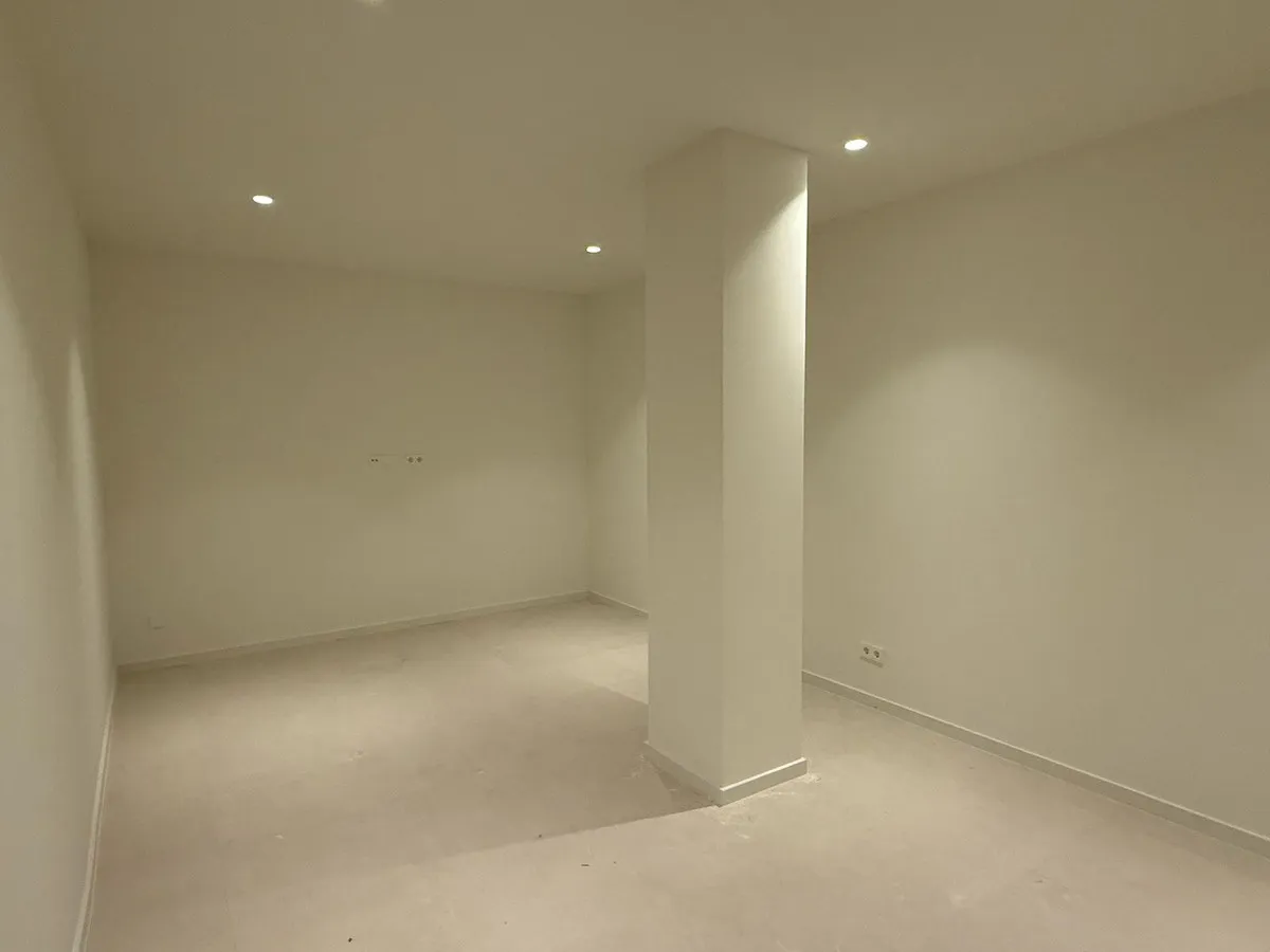 1a5b0abd-bd8e-4ee1-9c40-6bf4e2c46174