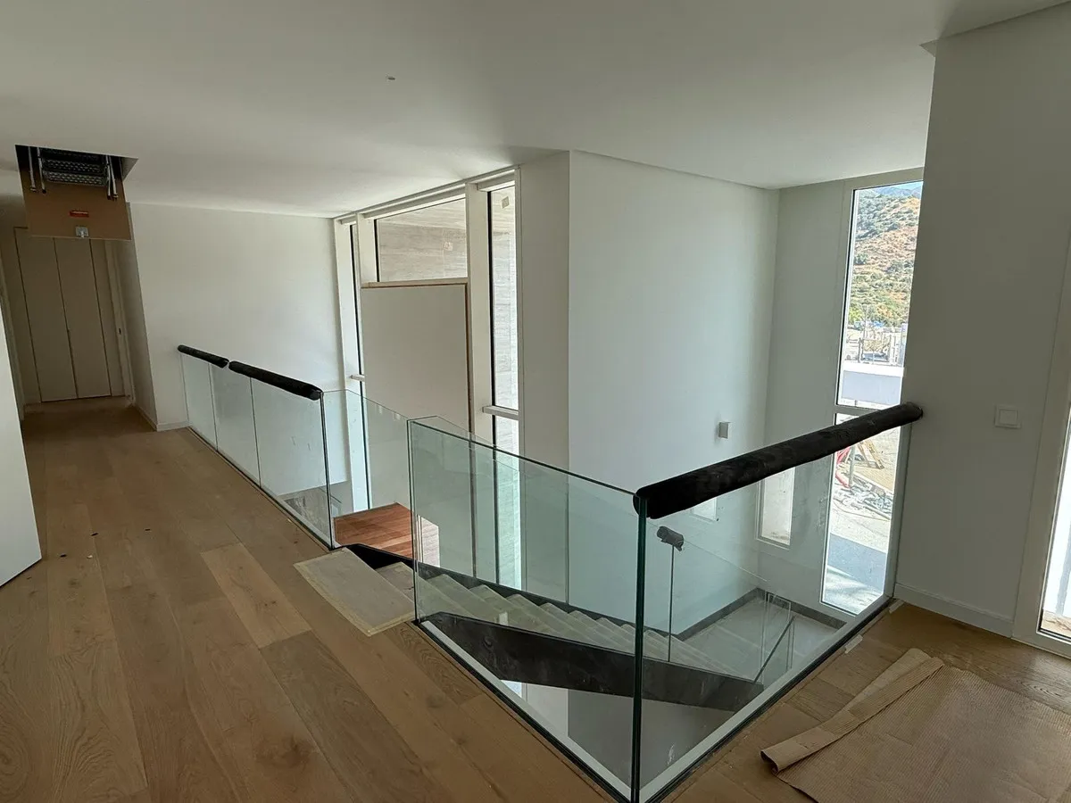 6c1535bb-7d30-46fc-9921-3a29f0c1da12