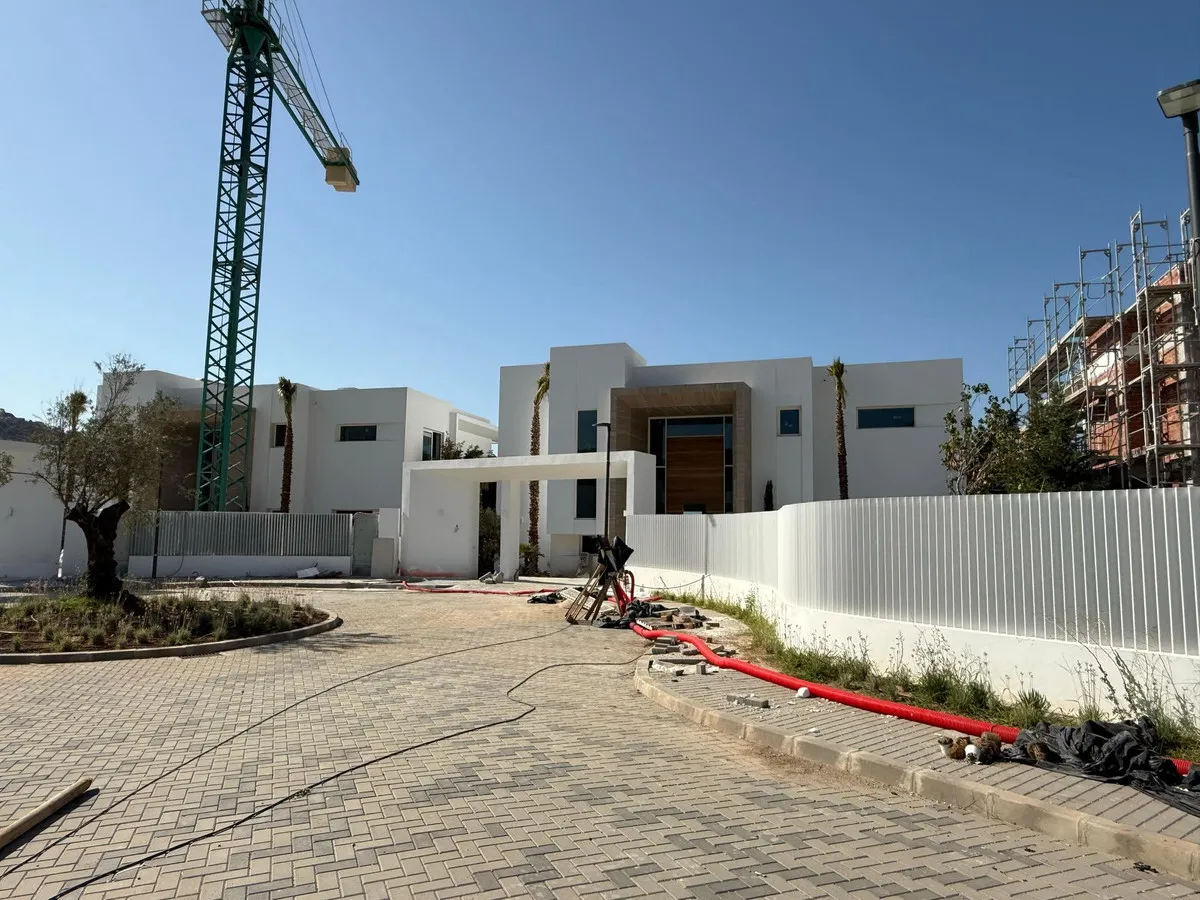 d4de4b03-77d9-4171-98c8-3316666b42e3