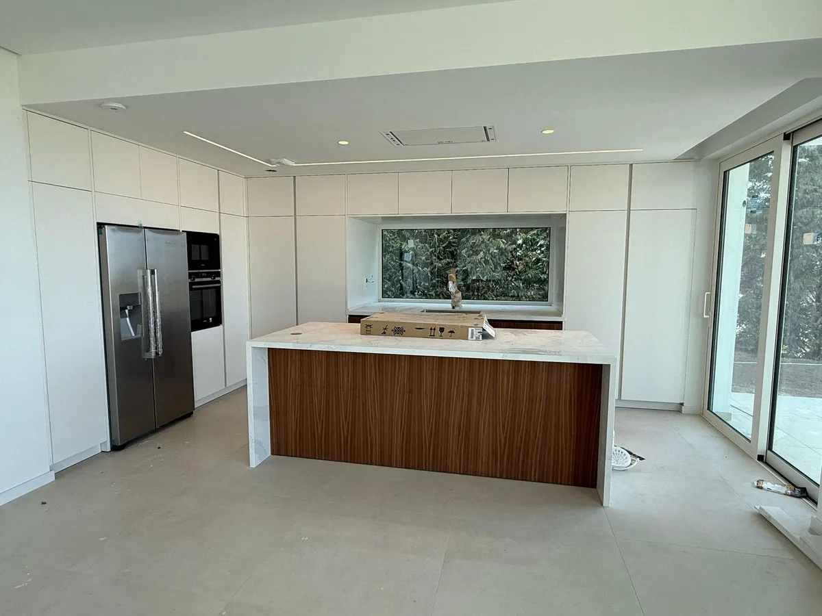 dee7b944-438d-449f-ba03-6db7e4c01a9f