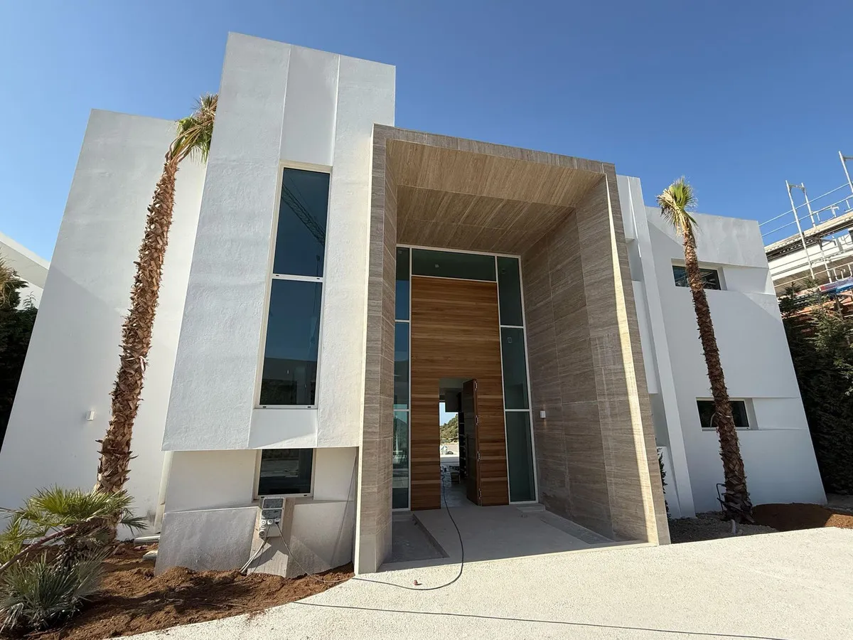 f3a26f6d-e0c6-495b-9257-6dbcb7f8637f