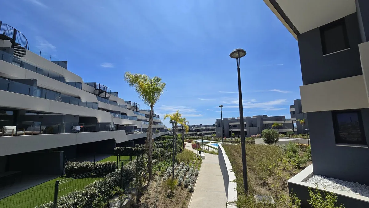 1bfbbe55-bdbd-473b-a0f4-7fe0e3f2378d