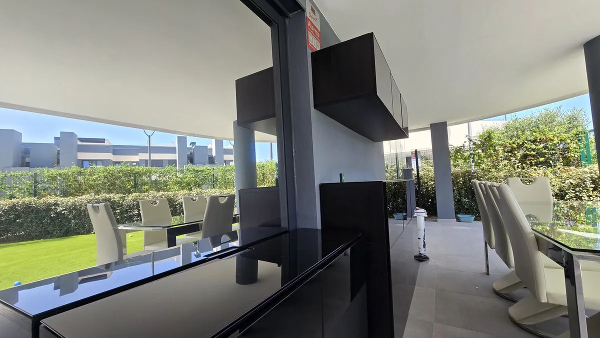 5b3e4201-10e2-4fec-a0fa-0f4ac42251a1