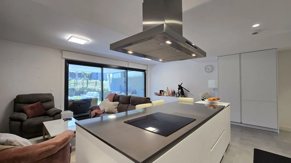 bbaa1f67-3b5c-4d68-8aa3-4124cb4b12c1