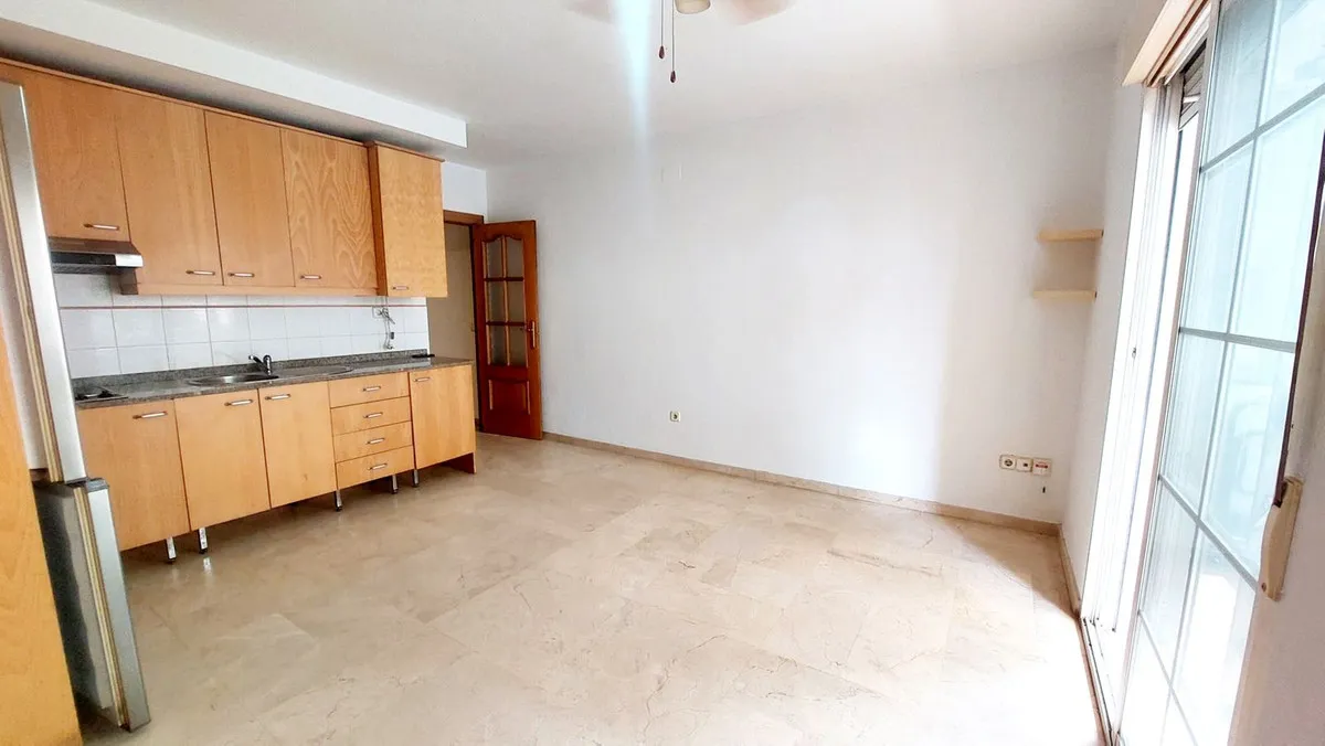 4d273bdf-b102-4430-85e1-c4203fe0cc24