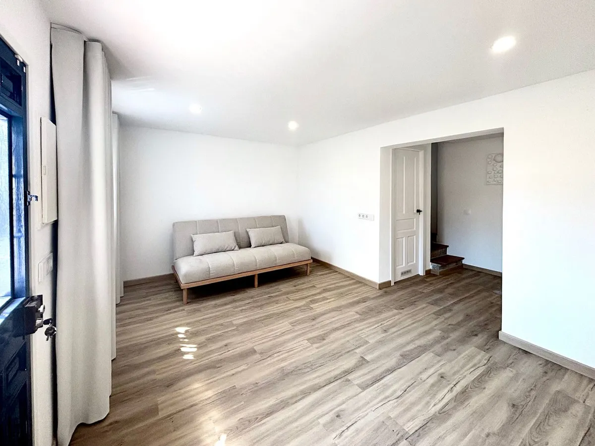 81c6f3ad-5d9c-4011-9c04-fafe9fb92aef