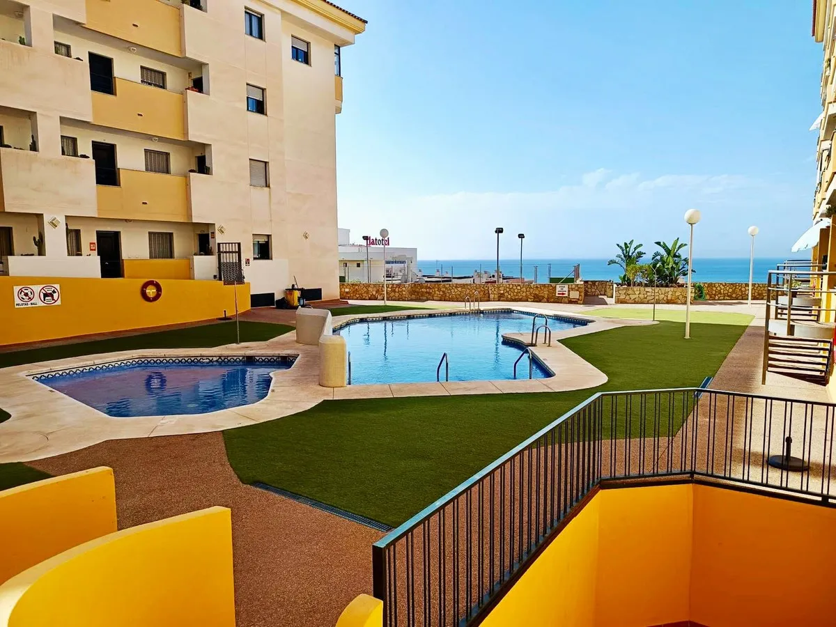 41b5ddc3-c82f-4697-83fe-07c0e47b00e4