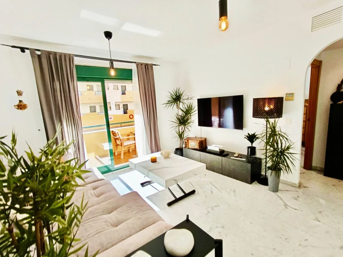 479ede30-0f5f-403b-9364-1454162b4a4a