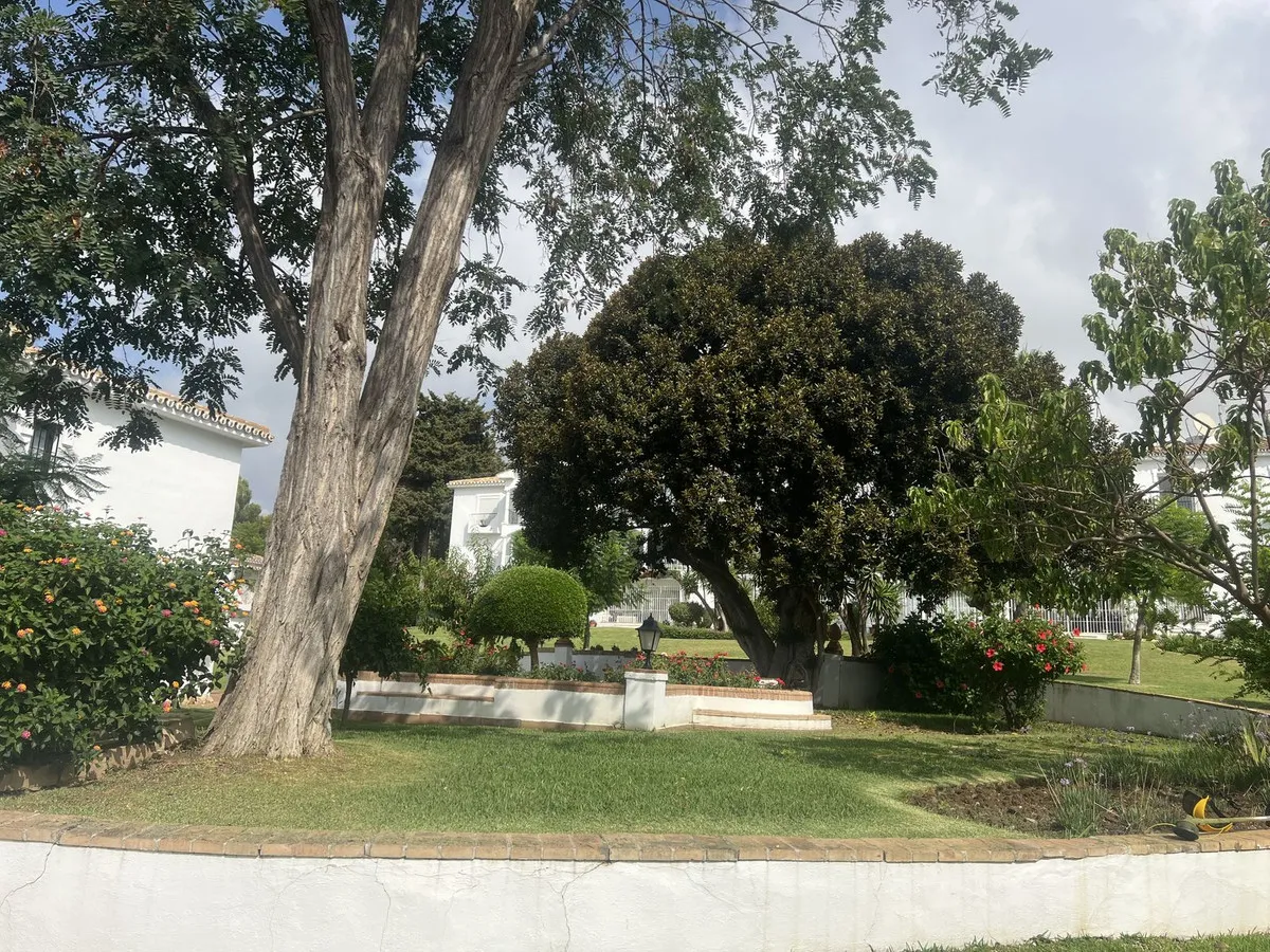 0bcd7575-0935-4214-9afa-d8645d01d308