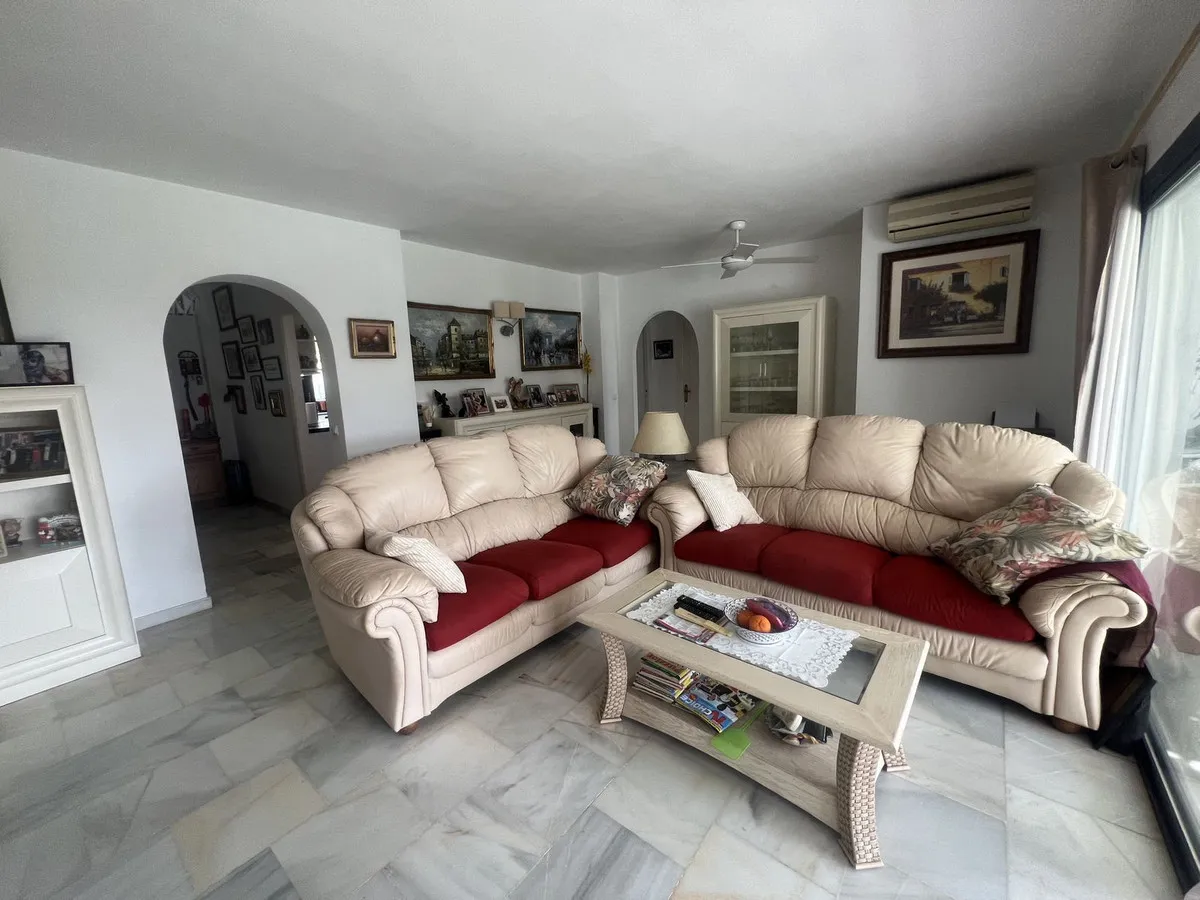 b7fc67dd-de95-4d88-97ee-796985ee4391