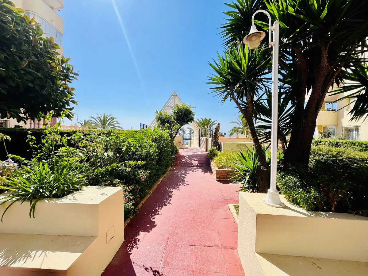 437b74a6-04ae-4c1d-8311-c631dca6ae8a