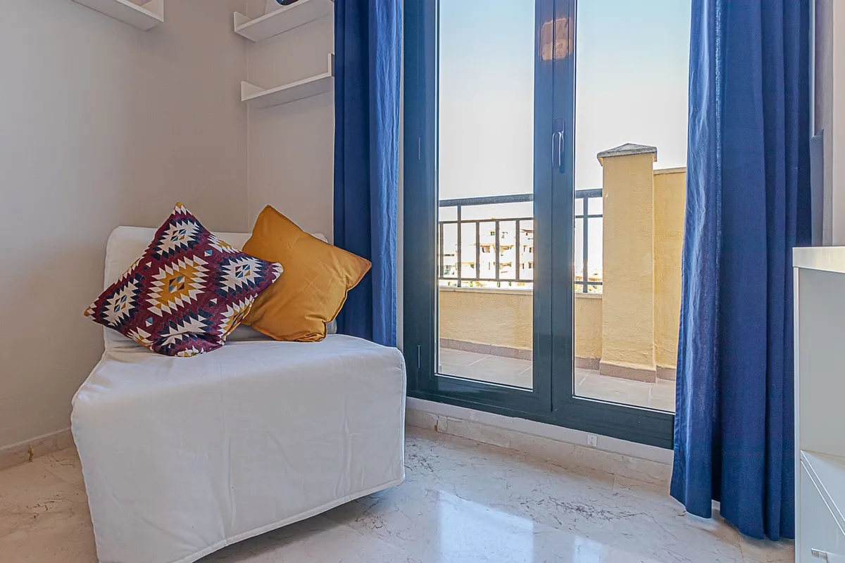 45814f71-753f-452f-b8b3-4602bbde4066