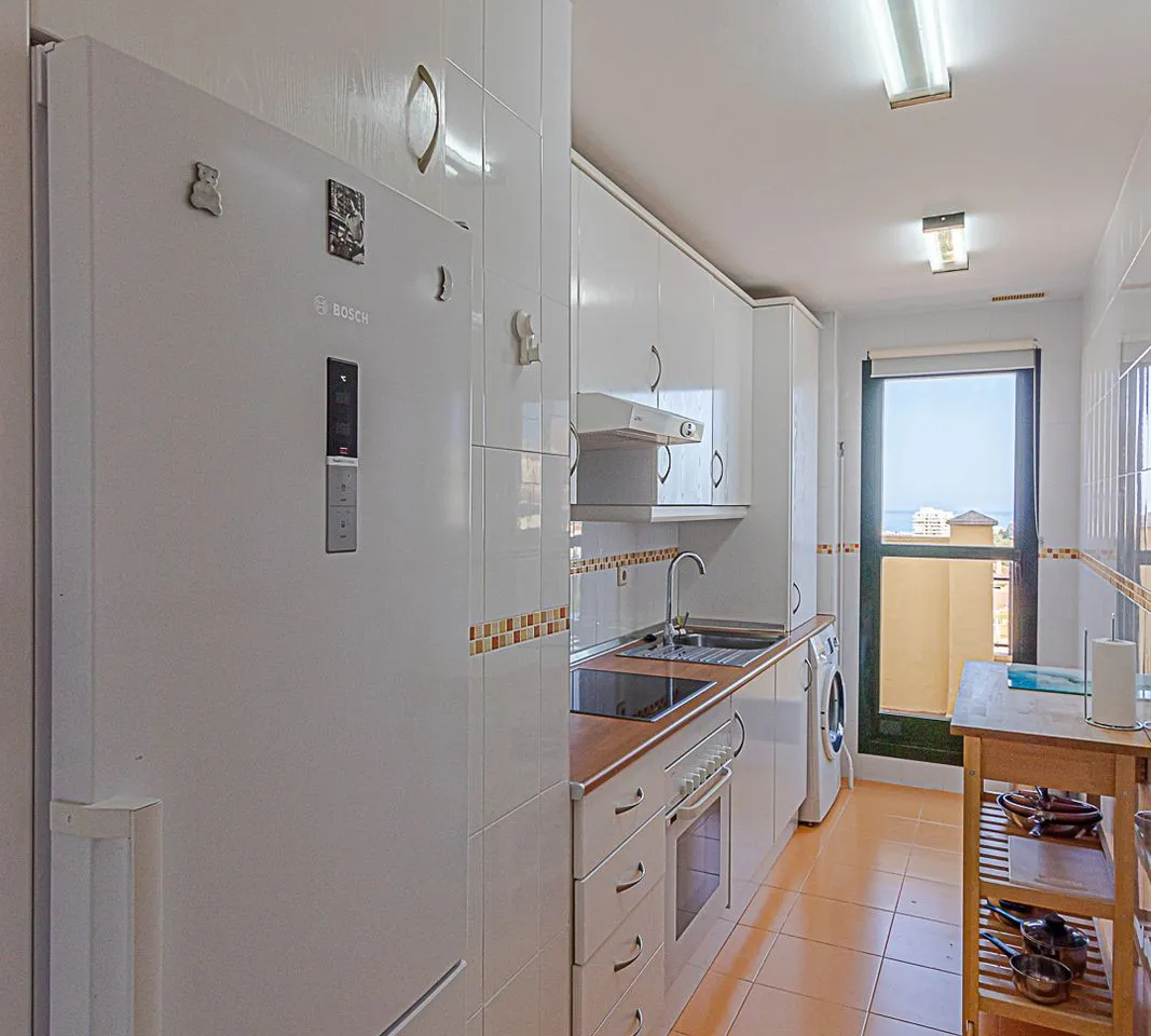 b9b7e5f4-a97d-45bd-9aaa-373a321aa989