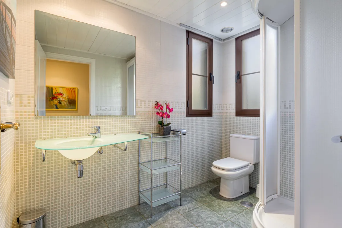 1f63a896-5424-4f38-98e6-d25e3e0aeaae