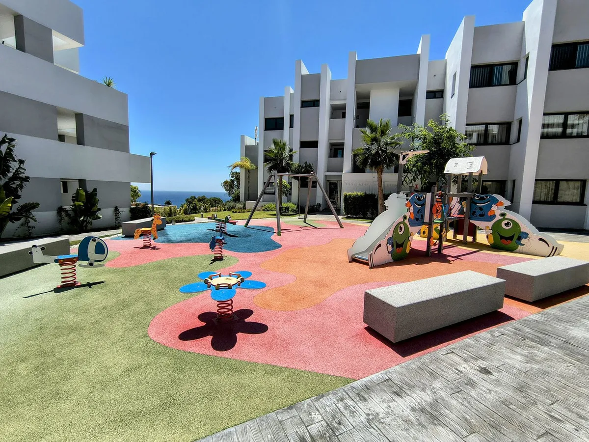 02fdd236-c7c2-46c8-94f2-87b121c01c2f