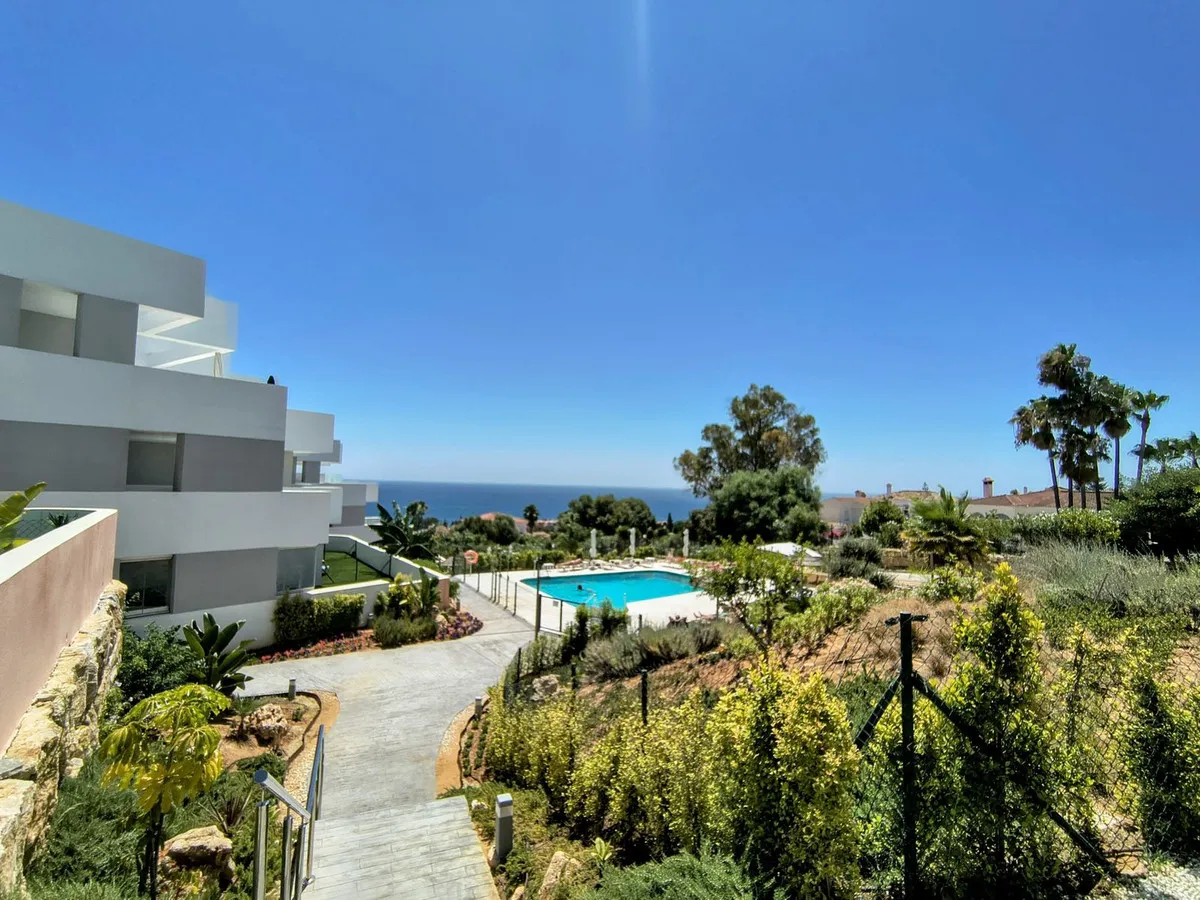 09c39457-8835-401e-818d-8fc9d8a52a0b