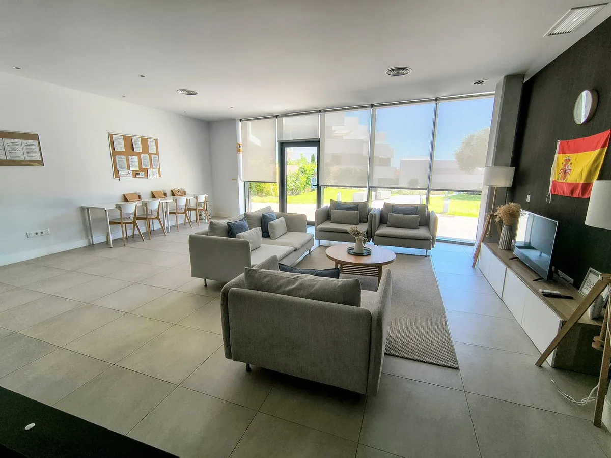 1d2aeeb7-b4c3-4409-bb32-6ddb974f1da7