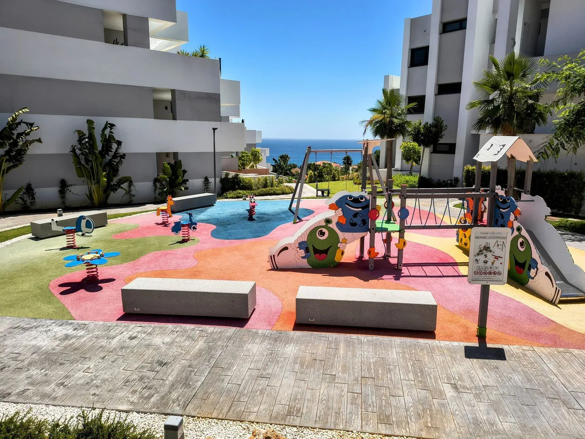 33329281-197c-4041-8e9d-d7ca581946cf