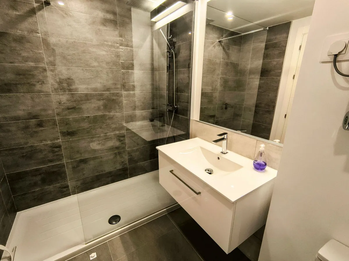 4b79a367-c3a2-4387-ac80-f242893dd801