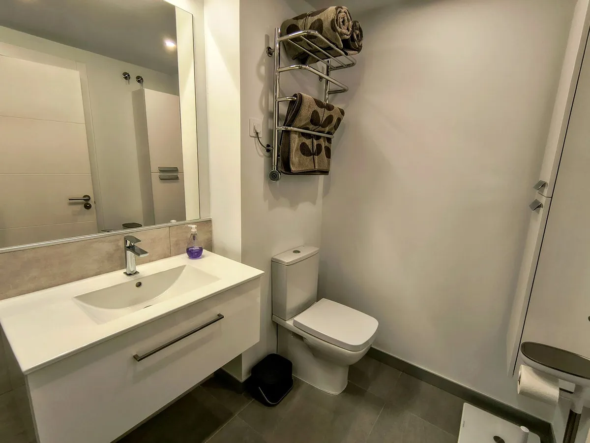 9a77f83f-50ef-42e4-92fb-30906b52183c