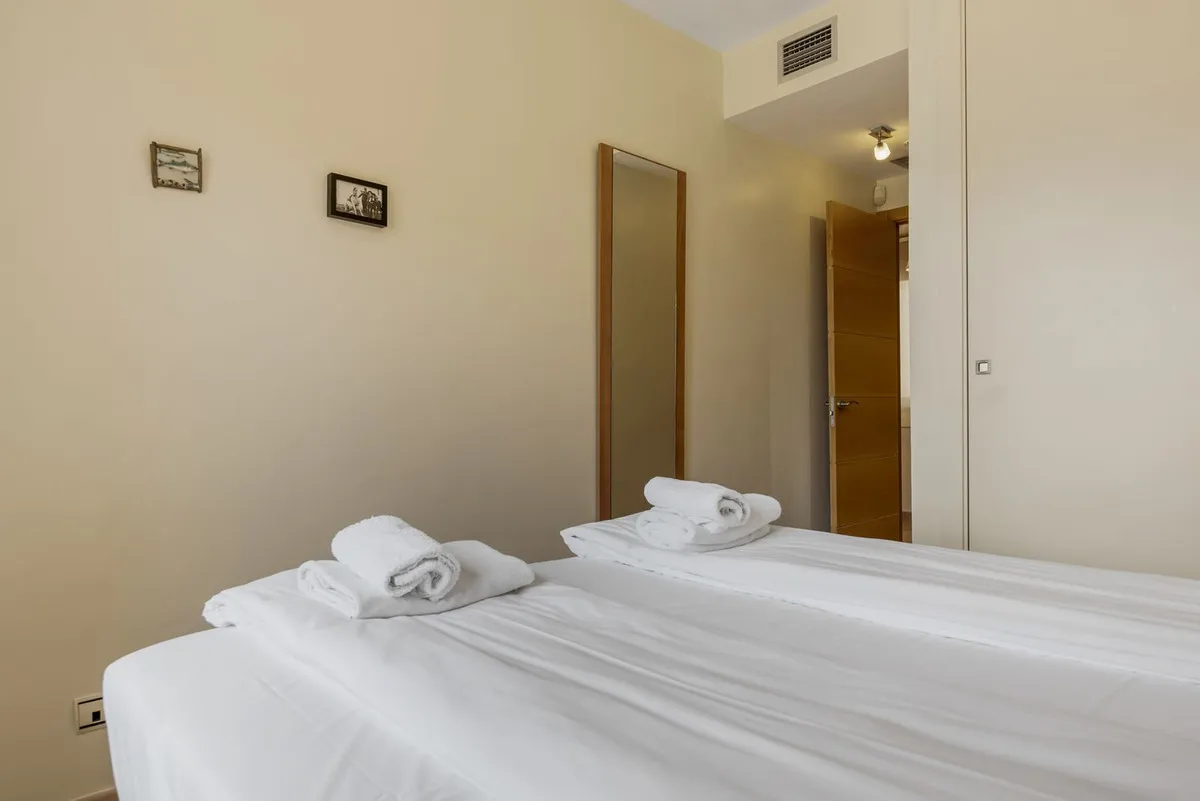 54d69aa9-f70a-4365-ba33-e49b978d4b28