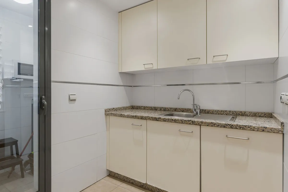 c81489a6-250f-4bb7-8c5f-4ddd8c98c5b5