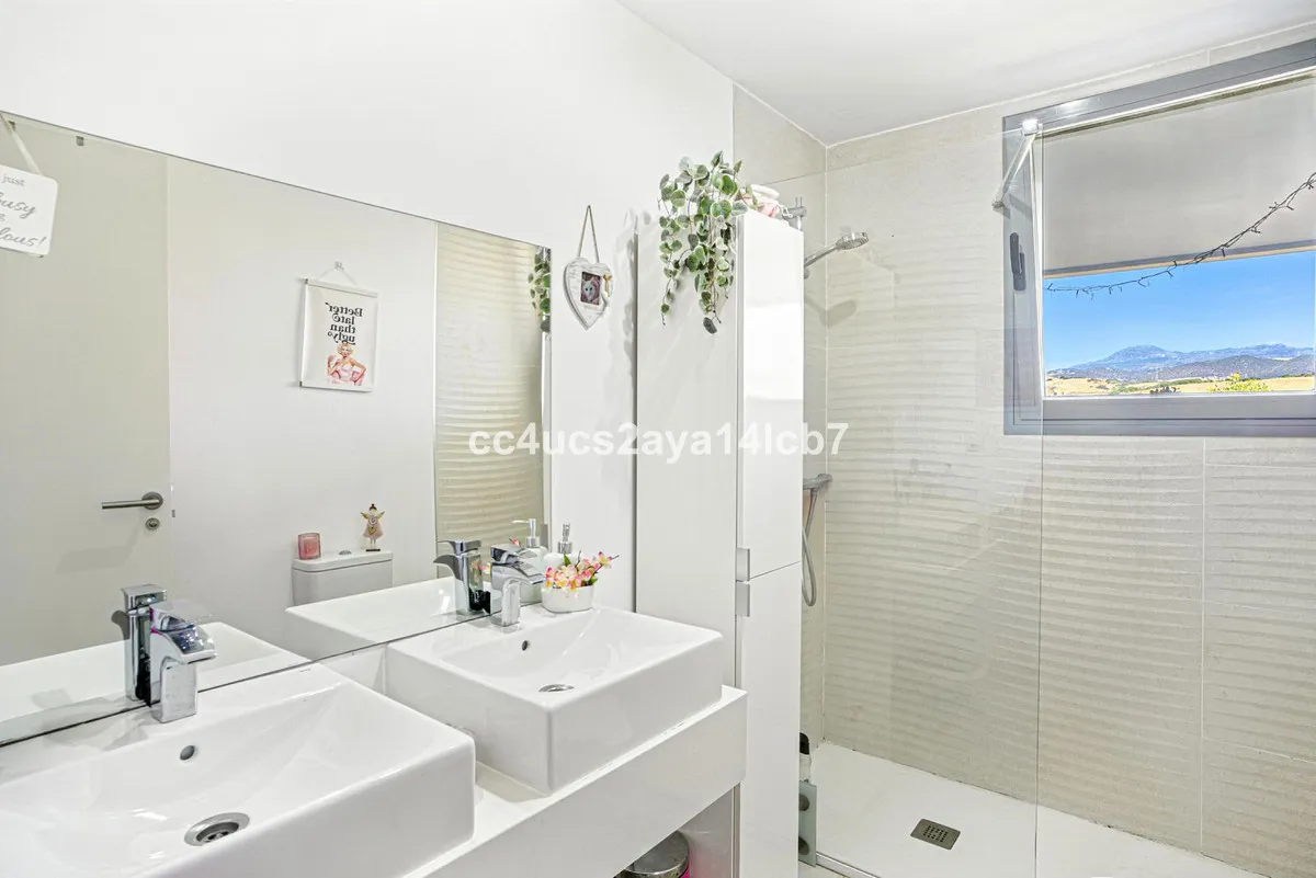 29d5c2da-f05a-4e27-8e4d-af693fe46f54