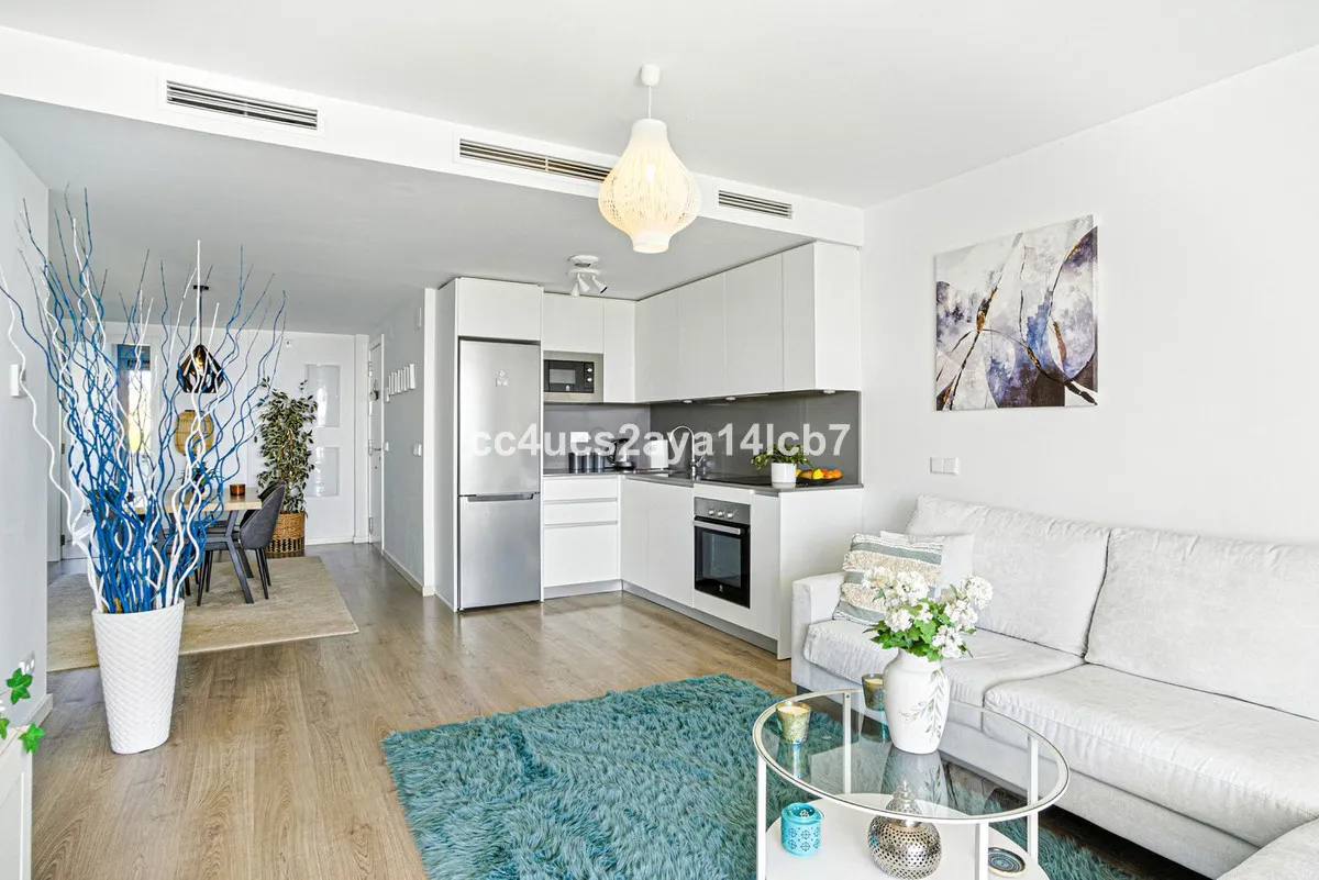 46b7b13f-08e2-4d13-8ffe-9cc151e32976