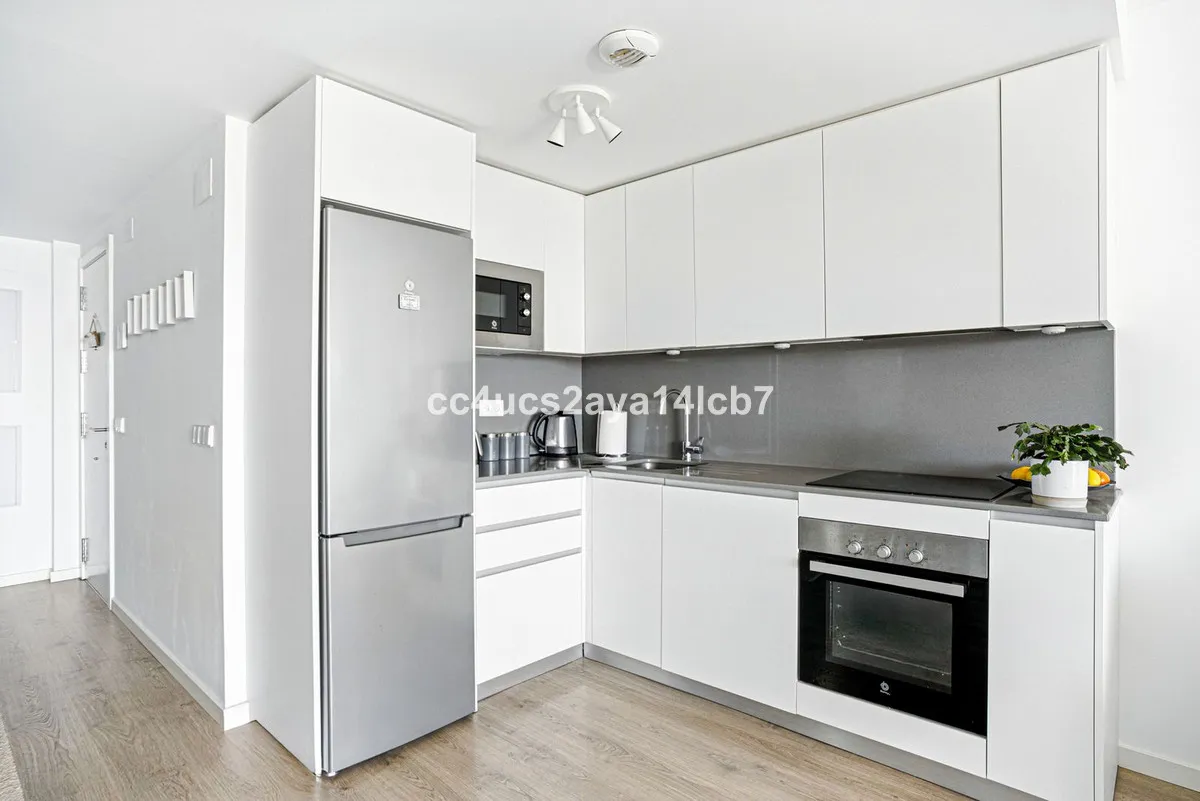 50f80f2d-0a19-4915-b239-314bfe4d4b33