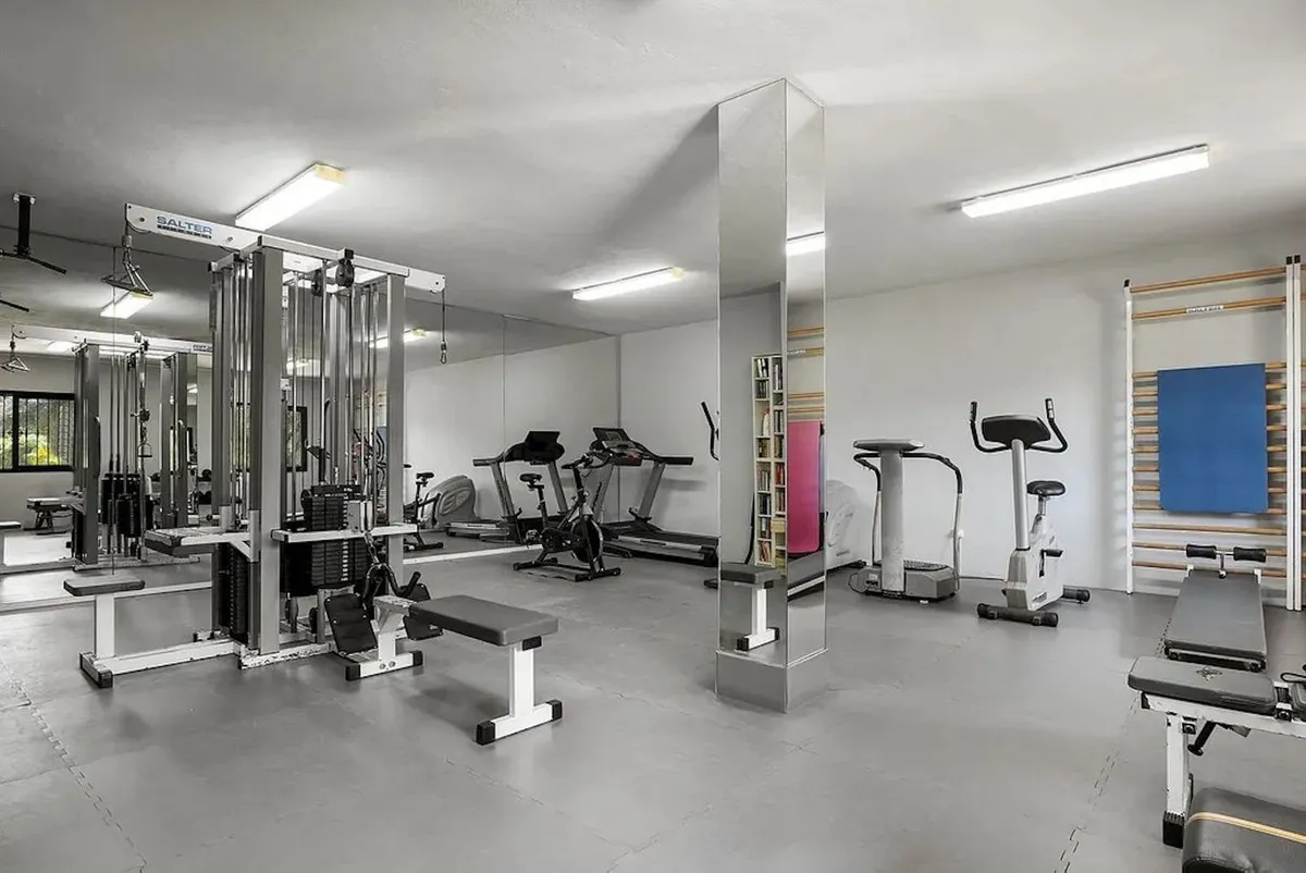 10a3c063-b347-4b3e-b931-985cd1239df1