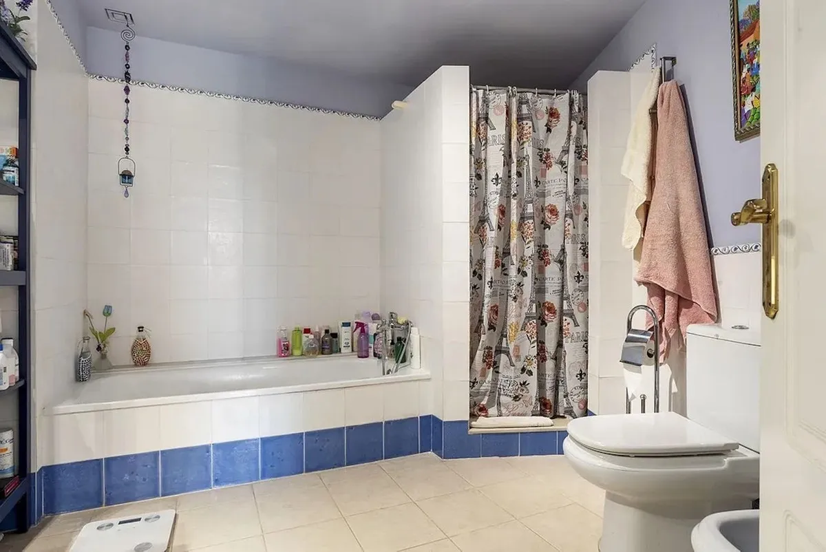 f4eb9c5d-26ca-4791-9d0e-9cf66ee61f5e