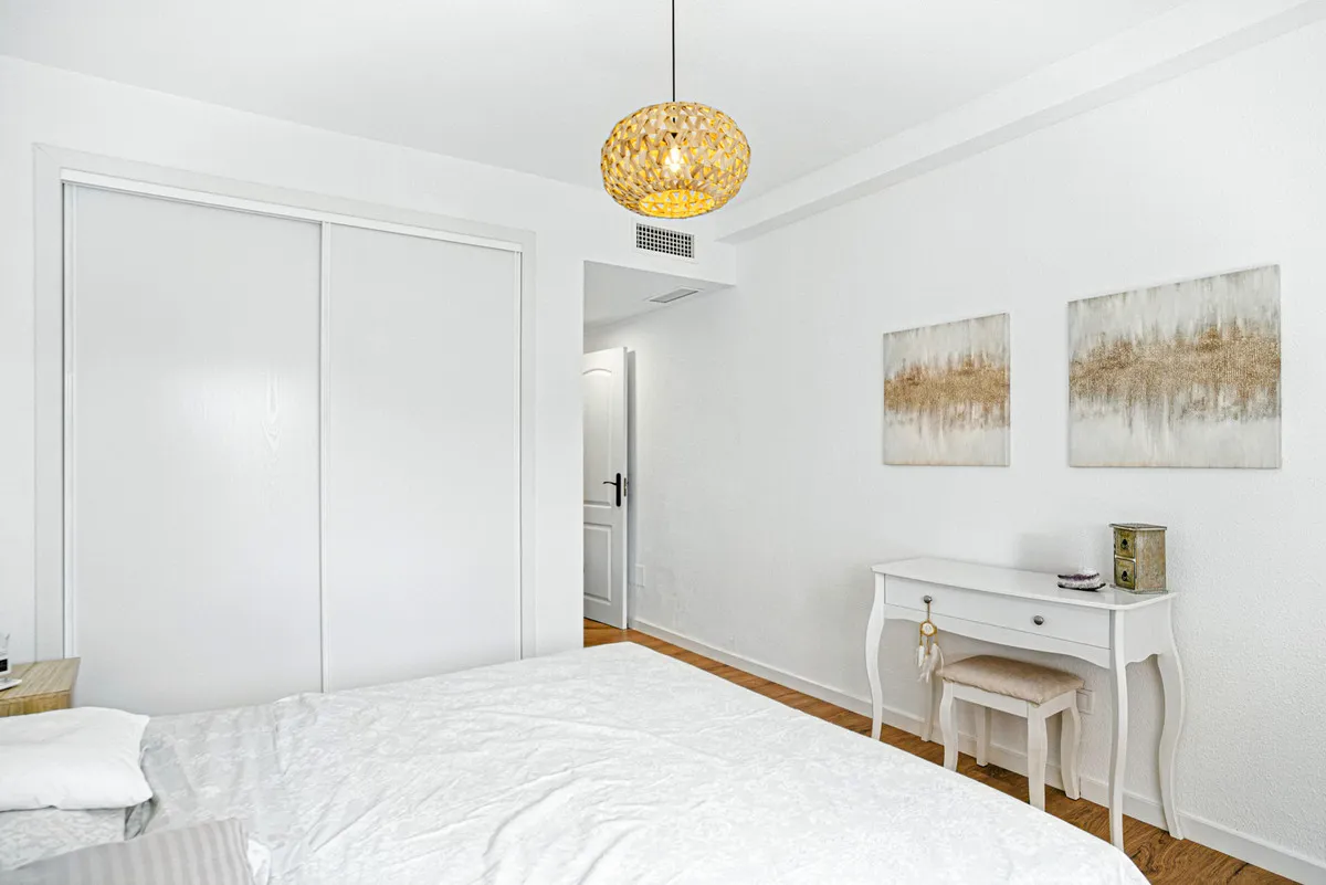 0f7f57e1-7e8a-47dd-8b01-3fdc47fcf803